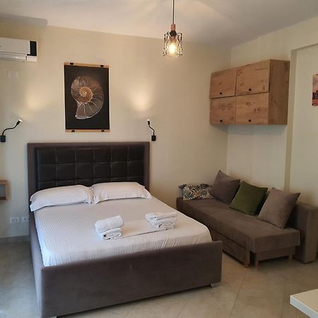Vlorë Deni Sea View Apartment מראה חיצוני תמונה