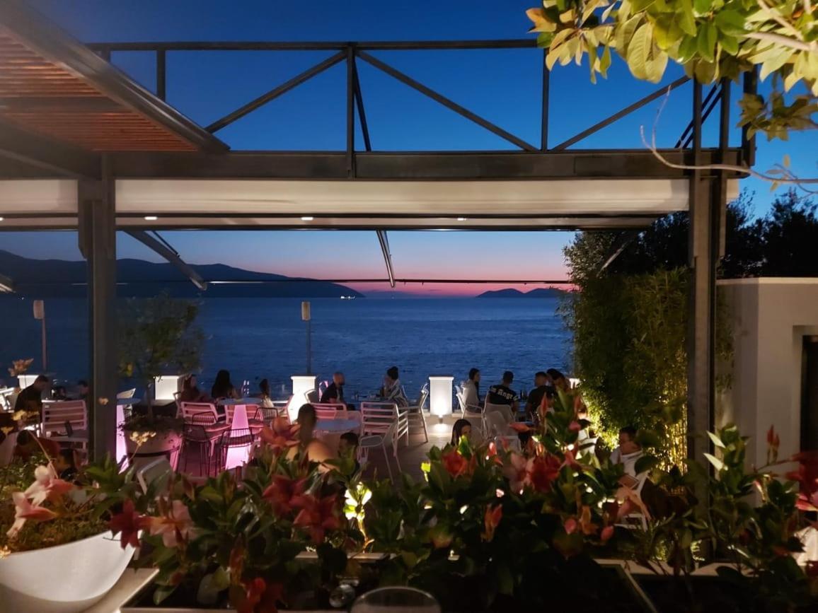 Vlorë Deni Sea View Apartment מראה חיצוני תמונה