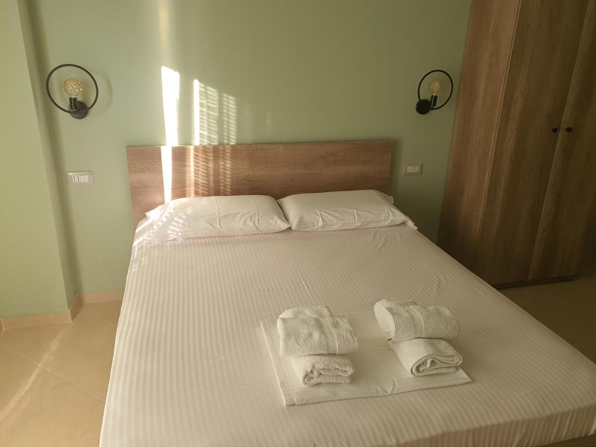 Vlorë Deni Sea View Apartment מראה חיצוני תמונה