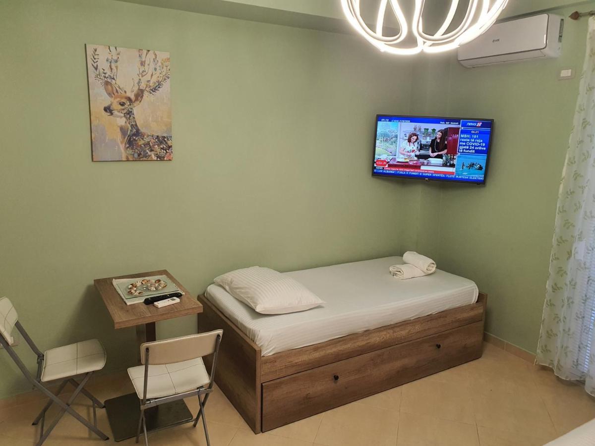 Vlorë Deni Sea View Apartment מראה חיצוני תמונה