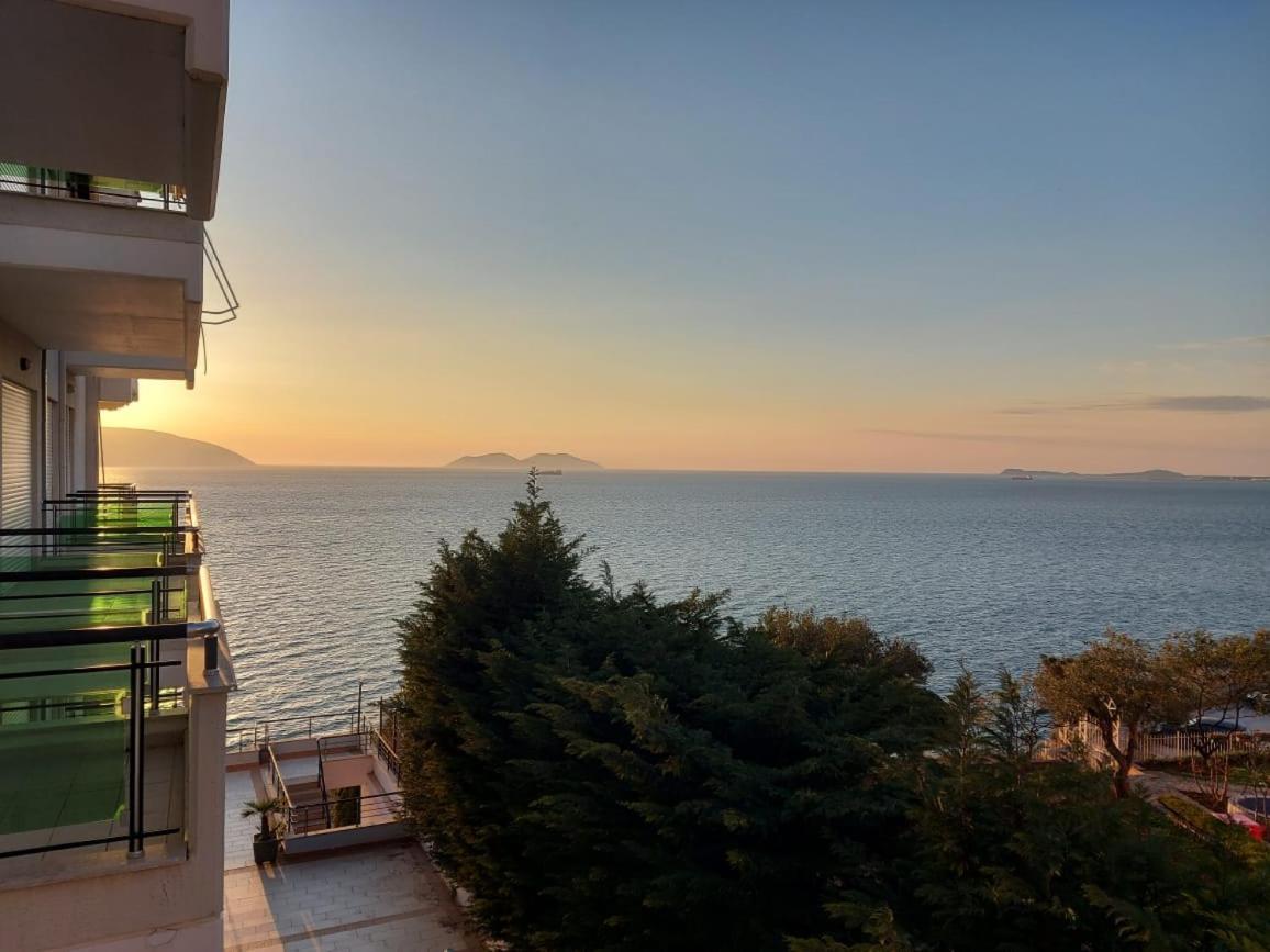 Vlorë Deni Sea View Apartment מראה חיצוני תמונה
