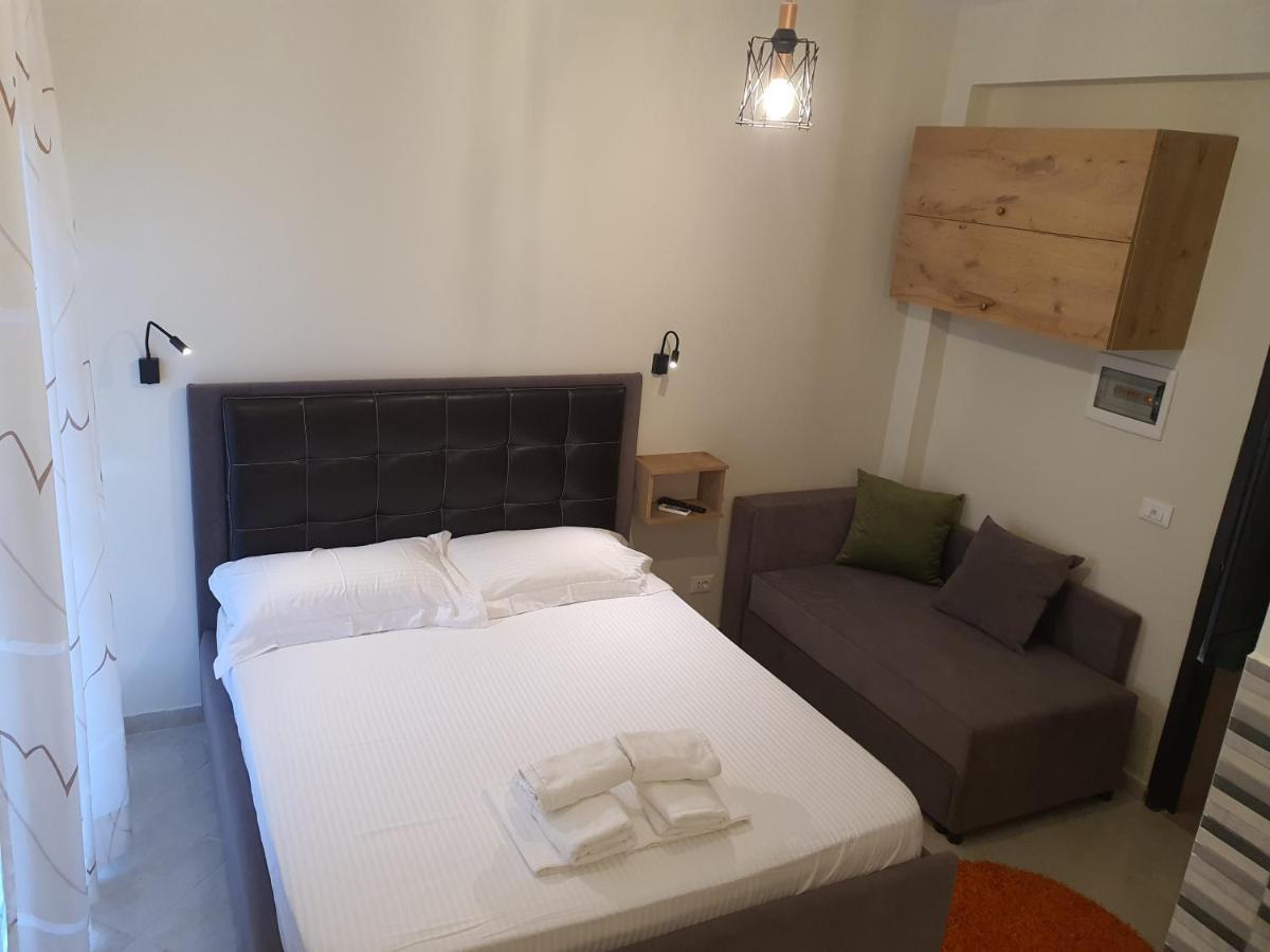 Vlorë Deni Sea View Apartment מראה חיצוני תמונה