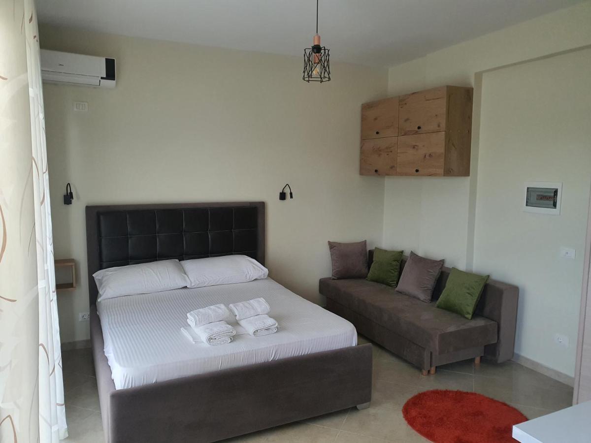 Vlorë Deni Sea View Apartment מראה חיצוני תמונה