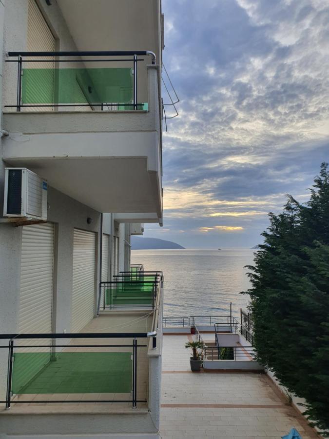 Vlorë Deni Sea View Apartment מראה חיצוני תמונה