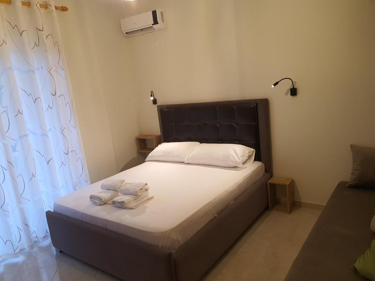 Vlorë Deni Sea View Apartment מראה חיצוני תמונה