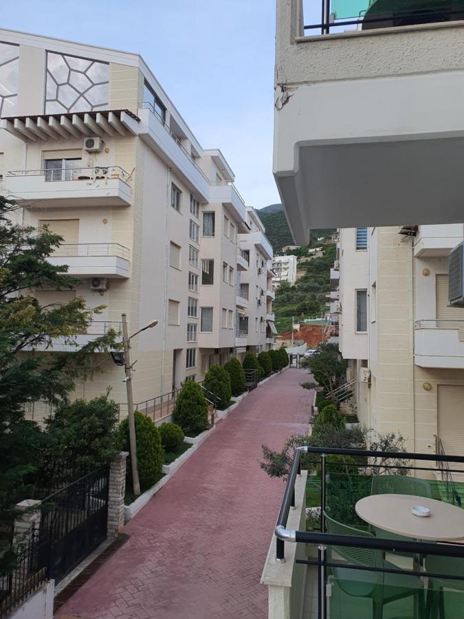 Vlorë Deni Sea View Apartment מראה חיצוני תמונה