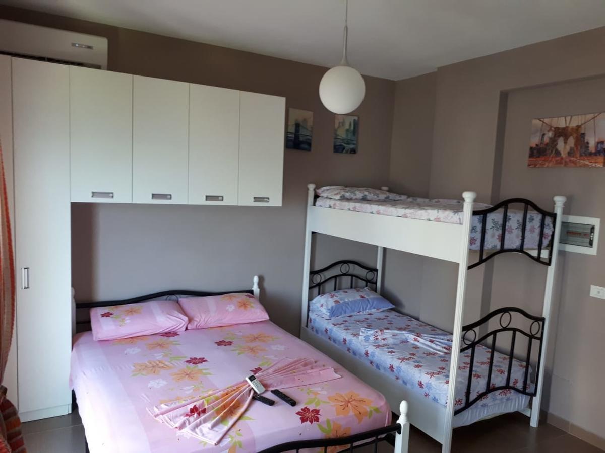 Vlorë Deni Sea View Apartment מראה חיצוני תמונה