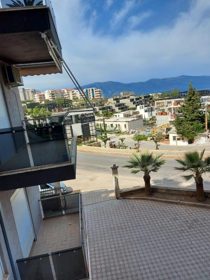 Vlorë Deni Sea View Apartment מראה חיצוני תמונה